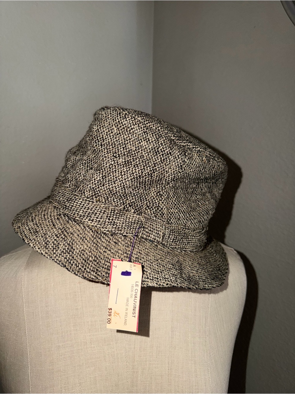 Vintage Norm Thompson Tweed Bucket Hat. Never worn Sz7